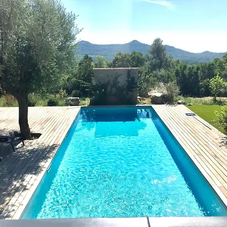 Privee 3 Etoiles Avec Piscine, Jardin Et Terrain De Petanque